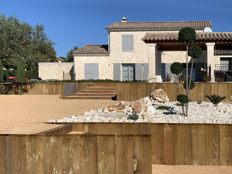 traverses-paysageres-amenagement-bois-creavert-uzes